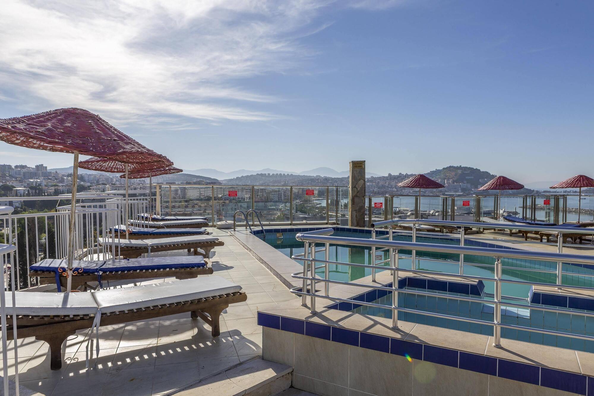 Hotel The View City Kusadasi